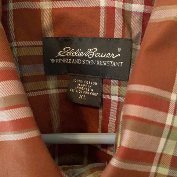 Eddie Bauer Wrinkle & Stain Resistant Men’s Button down Collared Dress Shirt XL - Picture 2 of 6